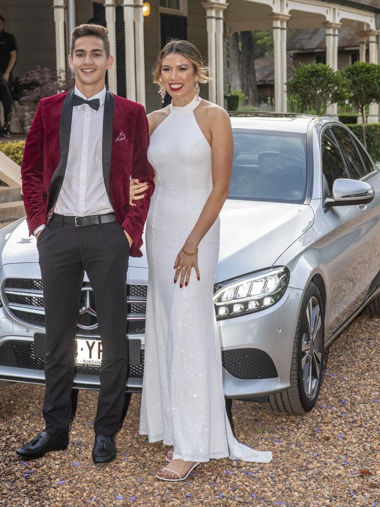 Isaac Davey and Sophia van der Laan. Highlands Christian College formal at Gabbinbar Homestead. Wednesday. 18th Nov 2020 Picture: Nev Madsen