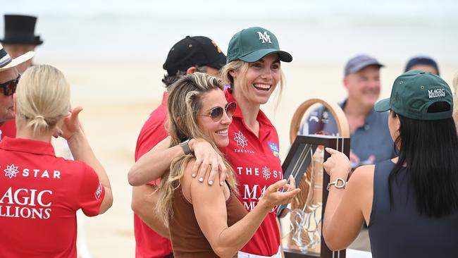 Elsa Pataky hugging Delfina Blaquier after the beach race. Picture: NCA NewsWIRE / John Gass. Picture: NCA NewsWIRE / John Gass