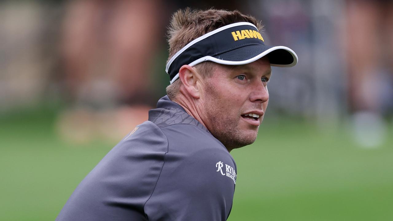 Sam Mitchell pneumonia New York health scare: Hawthorn coach to return ...