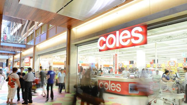 Jennifer Frew tried to buy a phone from Coles at Wollongong with a stolen credit card.