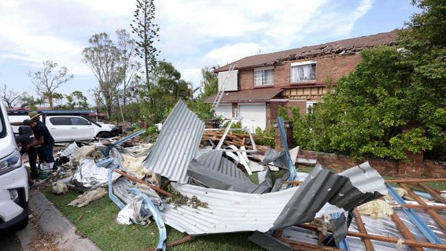 A house on Leura Place, storm damaged homes with more bad weather in the days ahead, Helensvale, on Friday 29th December 2023 - Photo Steve Pohlner