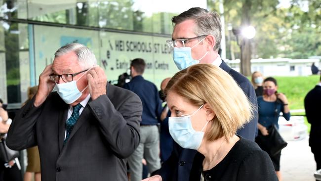 Face masks not fit for purpose cost NSW taxpayers over $150 million. Picture: Jeremy Piper