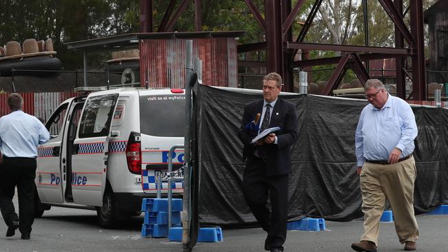 Police and investigators arrive at Dreamworld as the investigation into the ride tragedy continues. Picture: Scott Fletcher