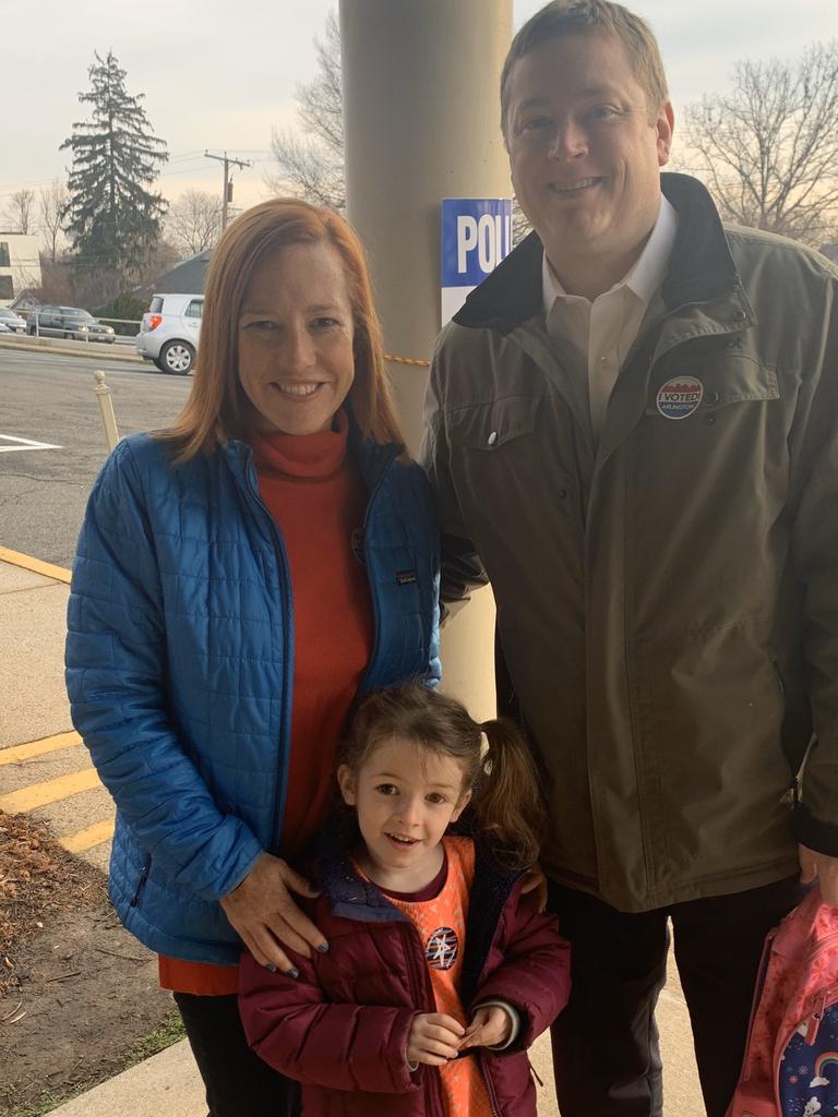 Jen Psaki with her family. Picture: Twitter