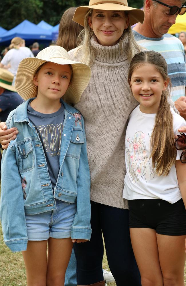 Ayla, Mary and Lucia Gregory. Picture: Letea Cavander