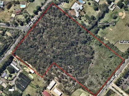 The boundary of the Wyvern Private Hospital site, between Myoora and Larool roads at Terrey Hills. Picture: Martens &amp; Associates