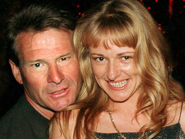 31/12/2001 Sam Newman with Amanda Brown ( from Middle Park ) and Paige Merrifield with Stephen Quartermain at Crown Casino for New Years Eve - Crown, Melbourne.