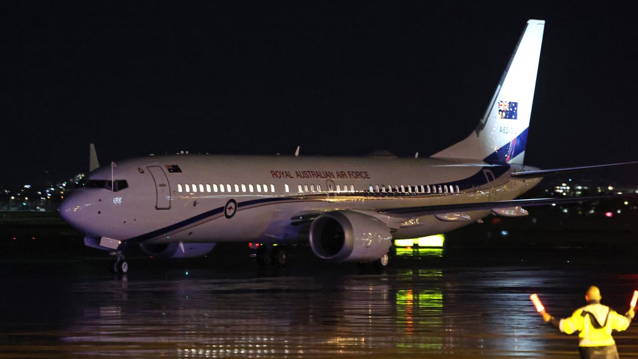 The couple arrived on a Royal Australian Air Force jet. Picture: Chris Jackson/Getty Images