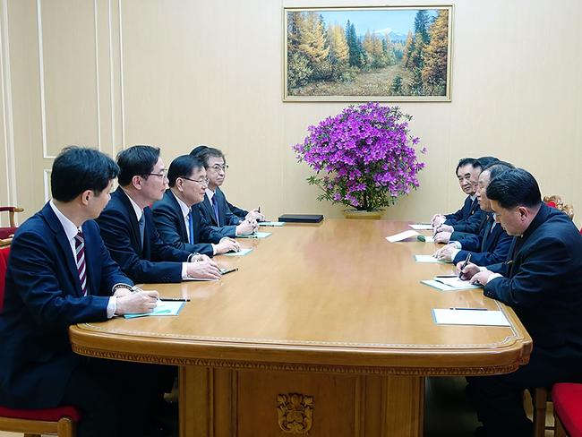 The South Korean delegation meet with officials from the North in Pyongyang. Picture: AFP/The Blue House