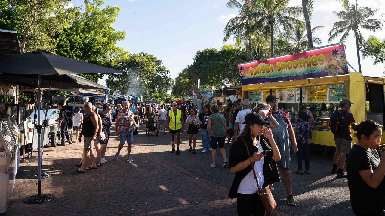 Sub-zero temps on way for Red Centre, but warmer mornings for Darwin