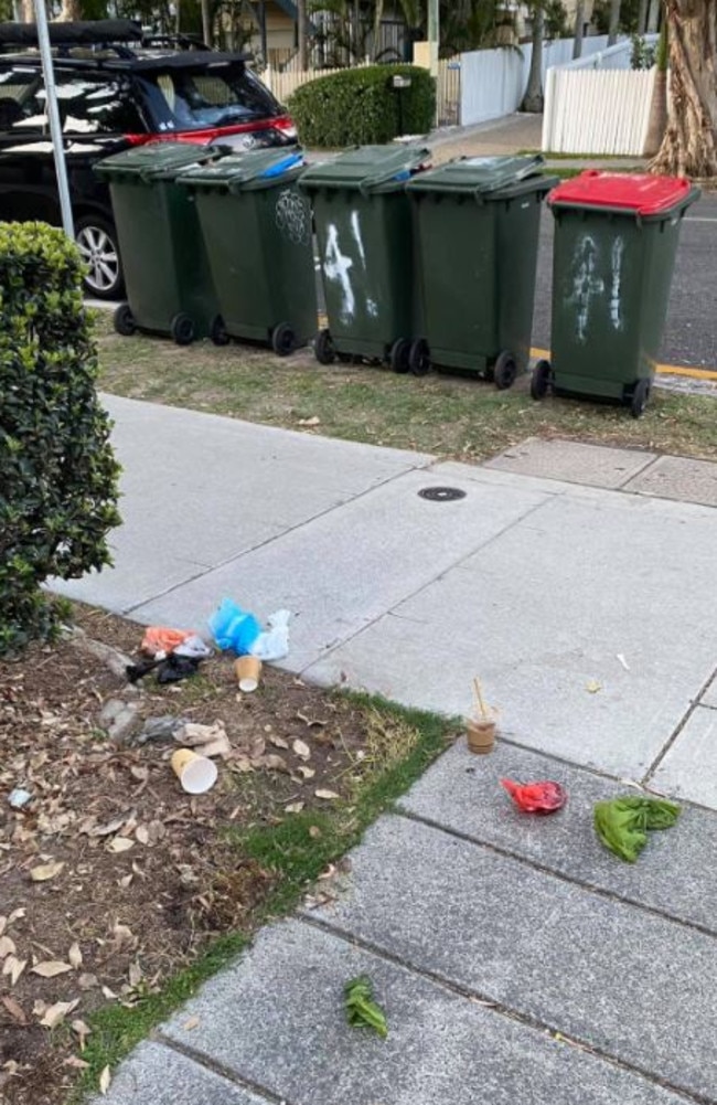 Man outraged as ‘entitled’ Bulimba residents dumping bags of poo in ...