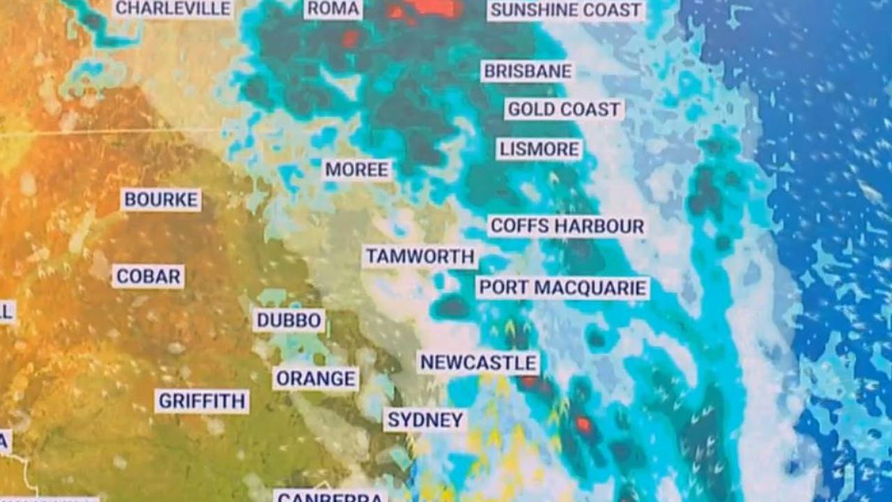 Weather: Wet And Soggy Christmas Predicted For Most Of Australia 