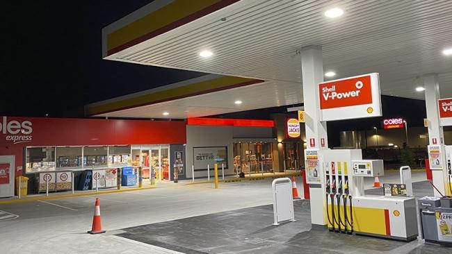 Fuel up at Shell Coles ExpressCollect one Flybuys point for every $2 spent at Coles Express across in-store and fuel purchases when you hand over your Flybuys card. Then convert them into Velocity points. To earn bonus points, switch your 4c per litre supermarket fuel docket offer into 8 Flybuys points per litre every time you use your docket at Coles Express. To do so, login to your Flybuys account and toggle in your settings to choose points or cents off.