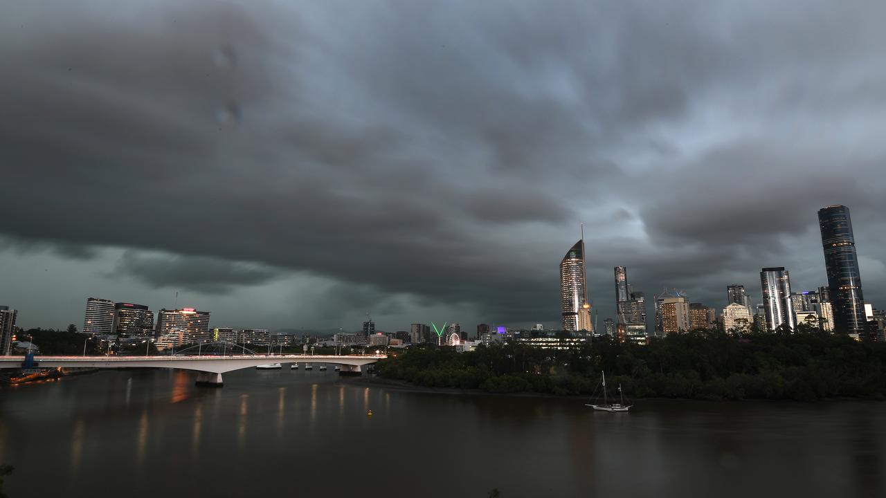 Severe storms are predicted to hit the southeast, with pockets to receive up to 40mm of rain. Picture: NCA NewsWire / Dan Peled