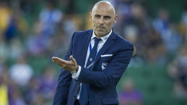 Kevin Muscat is refusing to give up chasing league-leading Sydney FC.