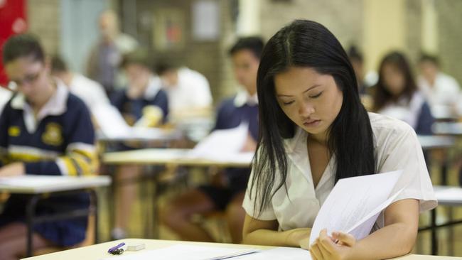 HSC exams should be scrapped in the face of the coronavirus crisis.