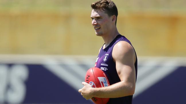 Former Saint Blake Acres has settled on a wing at the Dockers.