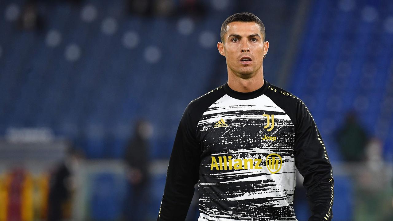 Ronaldo long best sale sleeve juventus