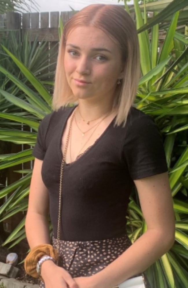 Anyone with information on the whereabouts of a 16-year-old girl from the Mackay Region are encouraged to contact police immediately.