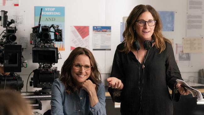 Julia Louis-Dreyfus and Nicole Holofcener on the set of You Hurt My Feelings.