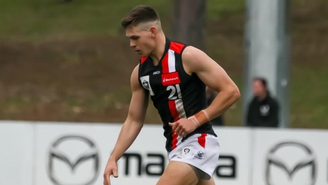 Mitch Cox takes a bounce for Frankston Dolphins. Pic: Matt Walker.