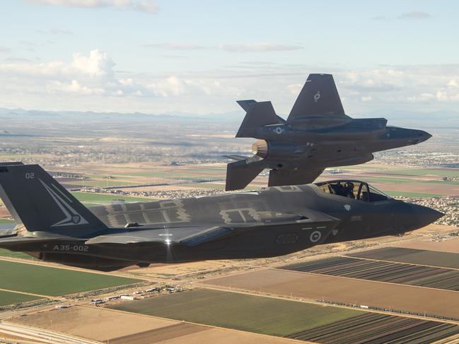 First Royal Australian Air Force F-35A Lightning II Arrives at Luke Air force Base, Arizona, 18 December 2015.