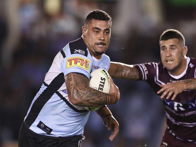 SYDNEY, AUSTRALIA - MAY 19: Andrew Fifita of the Sharks runs with the ball during the round 10 NRL match between the Cronulla Sharks and the Manly Sea Eagles at Shark Park on May 19, 2019 in Sydney, Australia. (Photo by Matt King/Getty Images)