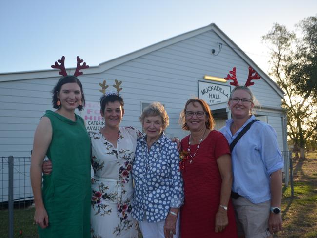 Muckadilla bands together for Christmas celebration