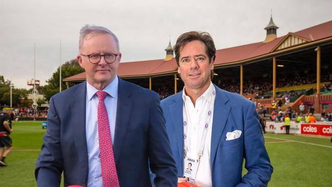 Prime Minister Anthony Albanese and outgoing AFL boss Gillon McLachlan.