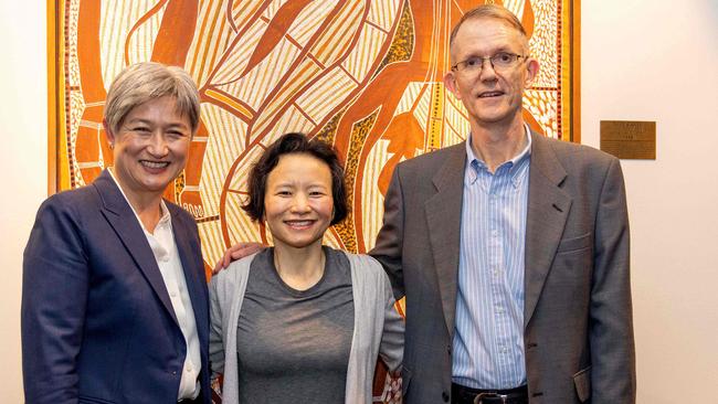 Cheng with Foreign Minister Penny Wong and Australia's ambassador to Beijing Graham Fletcher. Picture: DFAT