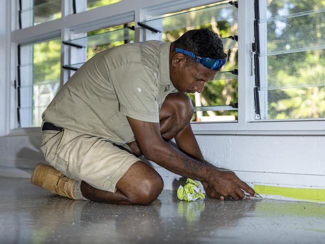 Australian Army soldiers from 3rd Combat Engineer Regiment refurbish facilities, such as the guard house, as part of Exercise Puk Puk at Moem Barracks, Papua New Guinea. PHOTO: LCPL Riley Blennerhassett