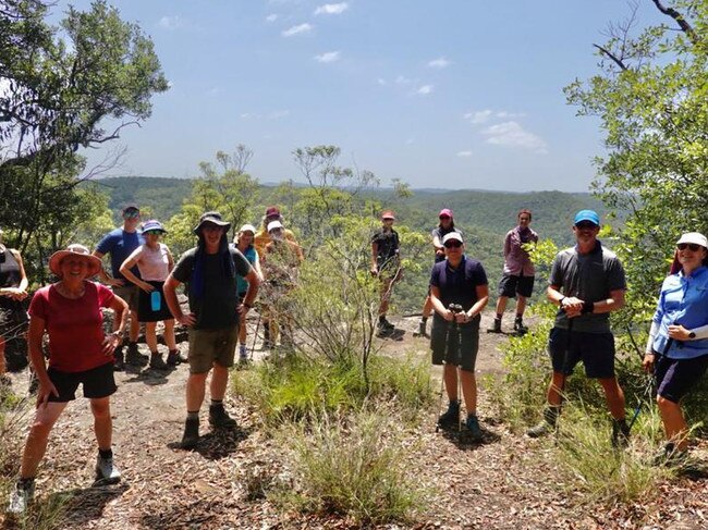 Sonia Wray and HIKEFit group at Lost World Lookout in the Blue Mountains National Park.