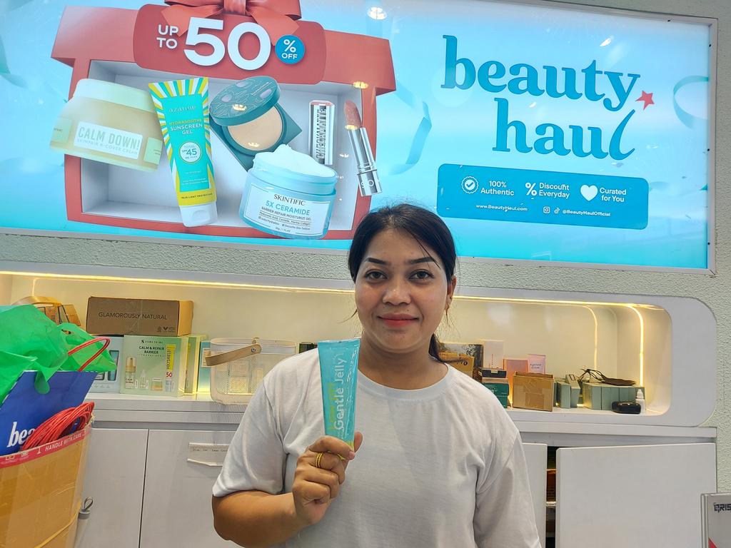 Salesperson Meli said that her store sells bottles of the cleanser every single day.