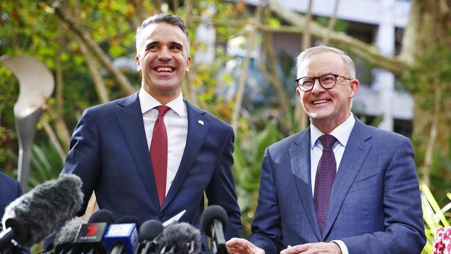 Opposition Leader Anthony Albanese (left) visits Flinders Medical Centre on Tuesday with Premier Peter Malinauskas. Picture: Sam Ruttyn