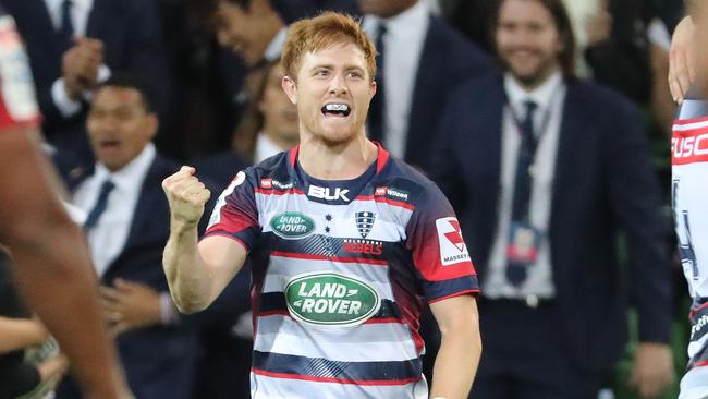 MELBOURNE, AUSTRALIA - APRIL 15:  Nic Stirzaker of the Rebels and his teammates celebrate at the full time whistle as they win the round eight Super Rugby match between the Rebels and the Brumbies at AAMI Park on April 15, 2017 in Melbourne, Australia.  (Photo by Scott Barbour/Getty Images)