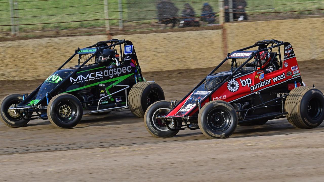 Sprintcars zoom at Avalon Raceway show | Geelong Advertiser