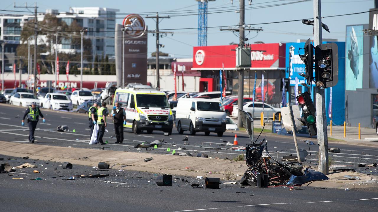 Southland car crash, woman dies on Nepean Hwy in Cheltenham | Herald Sun