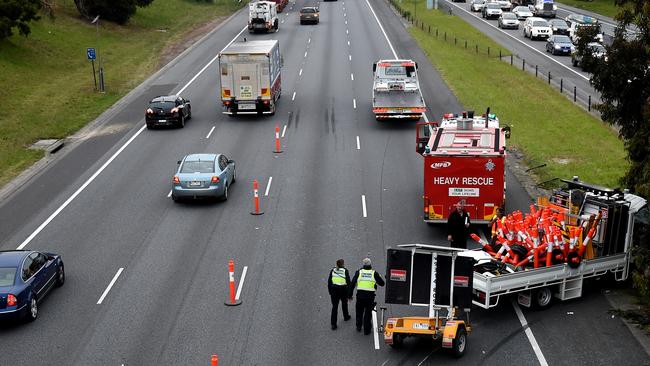 Two Separate Crashes On The Monash Freeway Have Caused Lengthy Delays Herald Sun 5642
