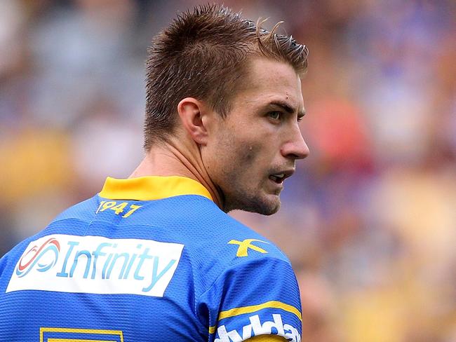 SYDNEY, NEW SOUTH WALES - MARCH 28: Kieran Foran of the Eels looks on during the round four NRL match between the Wests Tigers and the Parramatta Eels at ANZ Stadium on March 28, 2016 in Sydney, Australia. (Photo by Matt Blyth/Getty Images)