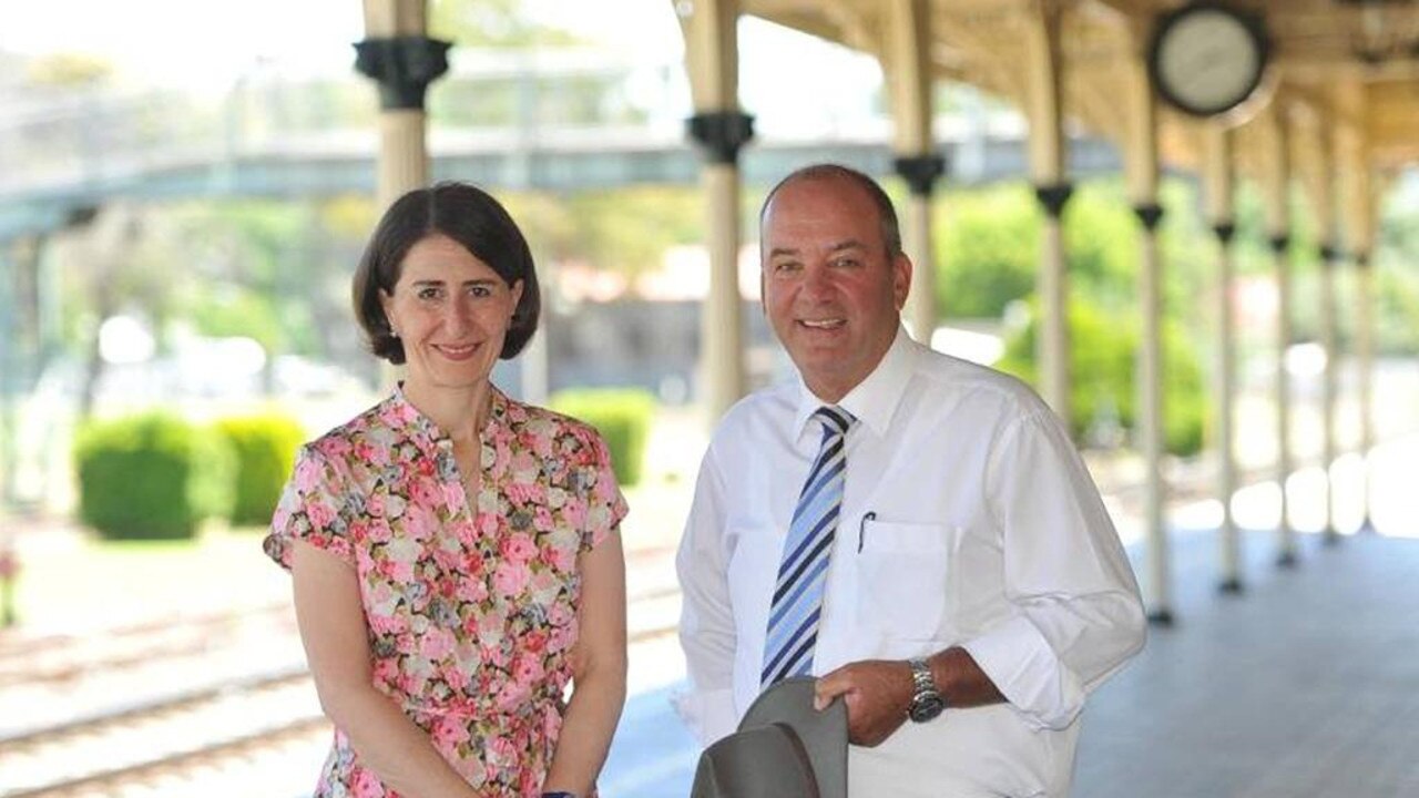 Gladys Berejiklian with disgraced MP Daryl Maguire.