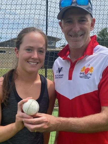 Jasmine Fleming and her dad, former Aussie cricketer Damien Fleming.