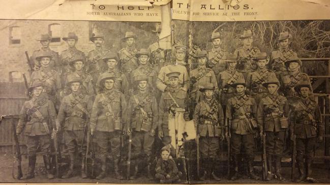 Alf Cadd’s unit photo in SA newspaper Thes Chronicle, dated 20/3/1915. Cadd is in the front row, third from left.