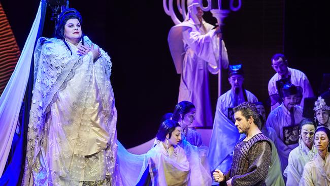 Amber Wagner as Turandot, Andeka Gorrotxategi as Calàf and ensemble in Opera Australia's production of Turandot. Picture: Keith Saunders 