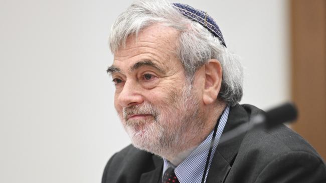 Steven Prawer appearing before the second inquiry into anti-Semitism at universities. Picture: NewsWire / Martin Ollman