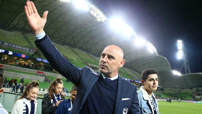 Melbourne Victory coach Kevin Muscat farewells the crowd after coaching his last match for the club, against Sanfrecce Hiroshima at AAMI Park in May. Picture: Getty Images