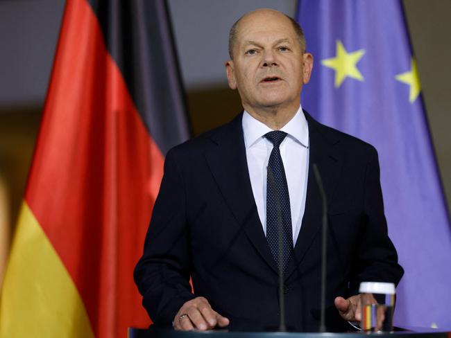 German Chancellor Olaf Scholz addresses a press conference at the Chancellery in Berlin after a coalition committe meeting on November 6, 2024. Scholz said amid a deep coalition crisis that he will seek a vote of confidence in January 2025 that would pave the way for early elections by March 2025. He spoke after firing his rebellious Finance Minister Christian Lindner in a dramatic night session at the chancellery, declaring there was no longer any "basis of trust". (Photo by Odd ANDERSEN / AFP)