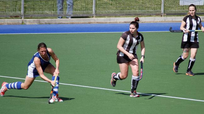 St Peter’s Old Collegians playing Port Adelaide during the 2015 Metro One women’s grand final. Picture: Port Adelaide Hockey Club