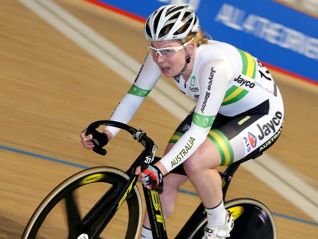 Bella King in the women's scratch race at the Adelaide SuperDrome. Picture: Sarah Reed