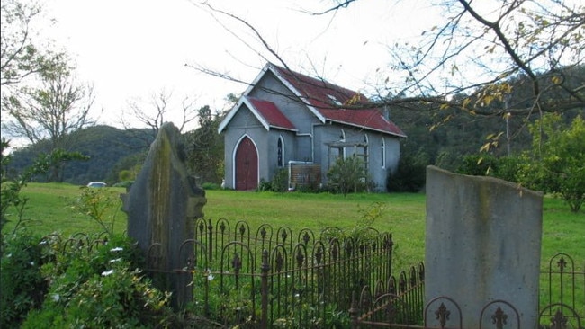 This property on St Albans Rd included graves on site.