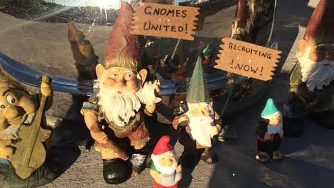 Frankston people having a bit of fun with the new gnome on peninsula link